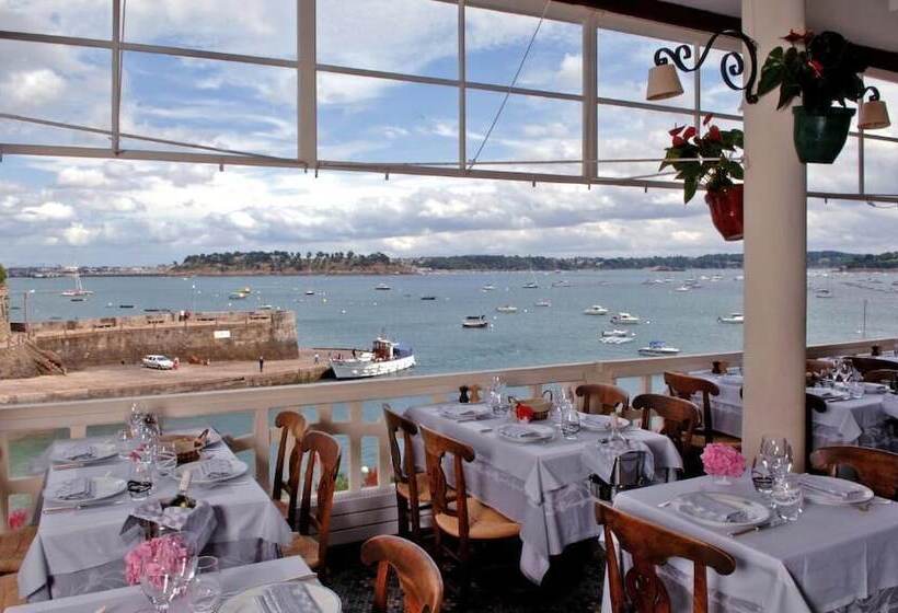 בית מלון כפרי Restaurant Printania