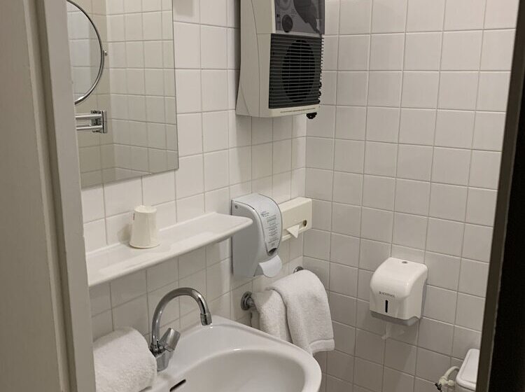 בית מלון כפרי Restaurant Printania