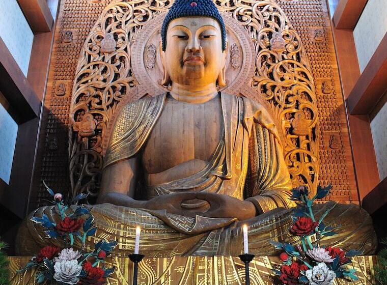 Sky Heart Hotel Hakata