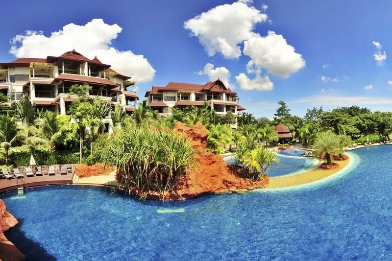 Отель Springfield Village Golf & Spa