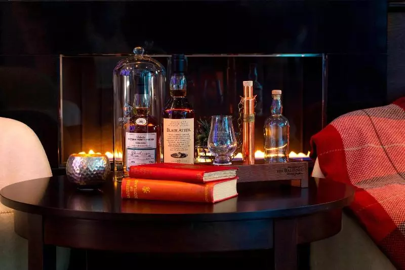 هتل The Glasshouse, Autograph Collection