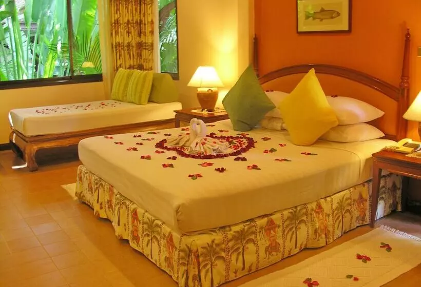 Hotel White House Beach Resort