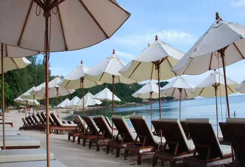 Hotel White House Beach Resort