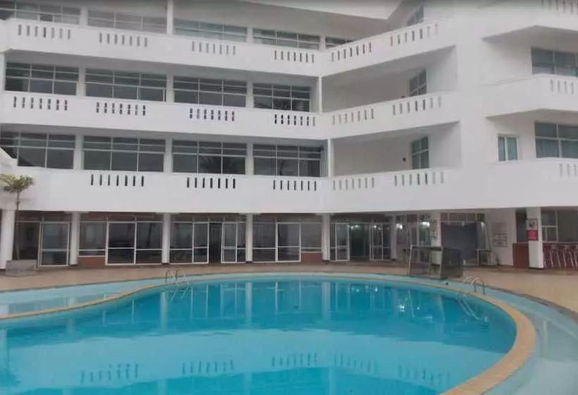 Induruwa Beach Resort