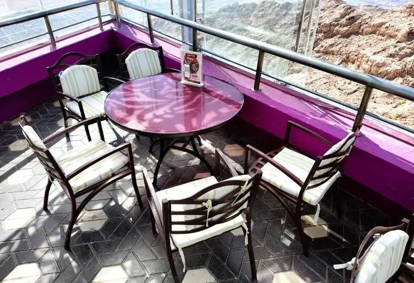 Oryx Grand Hotel Jebel Hafeet