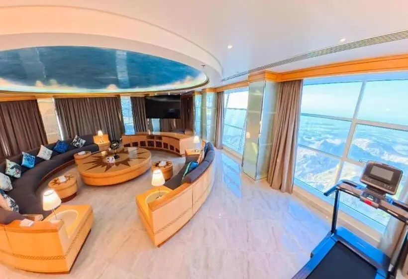 Oryx Grand Hotel Jebel Hafeet