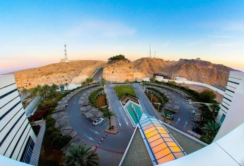 Oryx Grand Hotel Jebel Hafeet