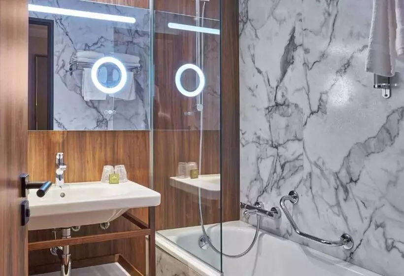 אתר נופש L Elysee Val D Europe