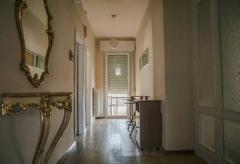 هتل B&b Rooms Vittoria