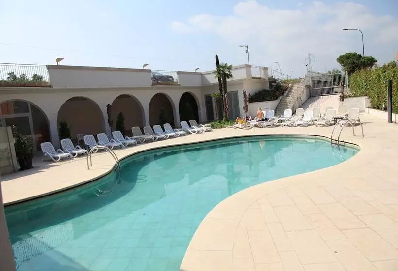 هتل B&b Rooms Vittoria
