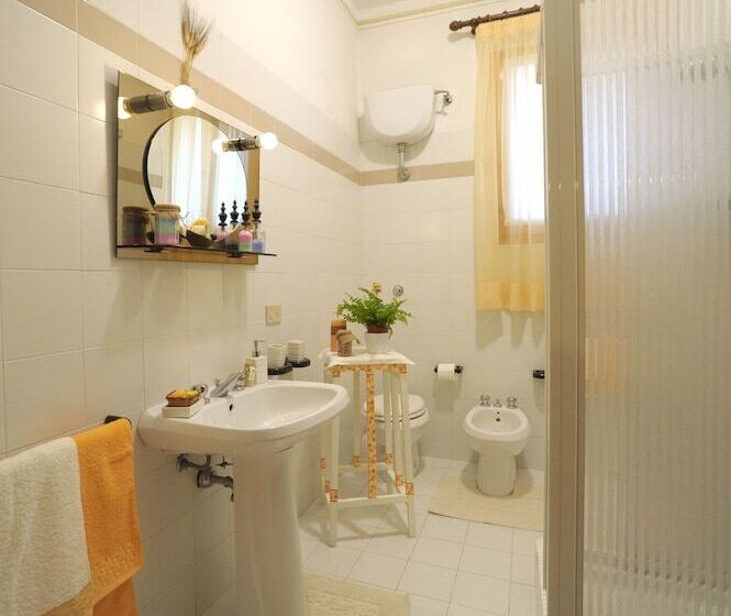 田舎風ホテル Agriturismo Podere Poggio Ai Cieli