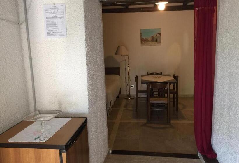 فندق ريفى Poggio Baroni Agriturismo