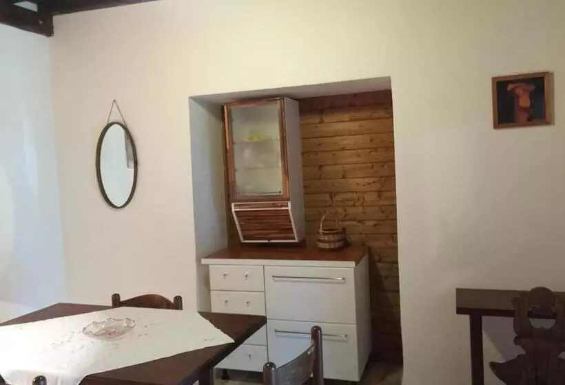 هتل روستایی Poggio Baroni Agriturismo