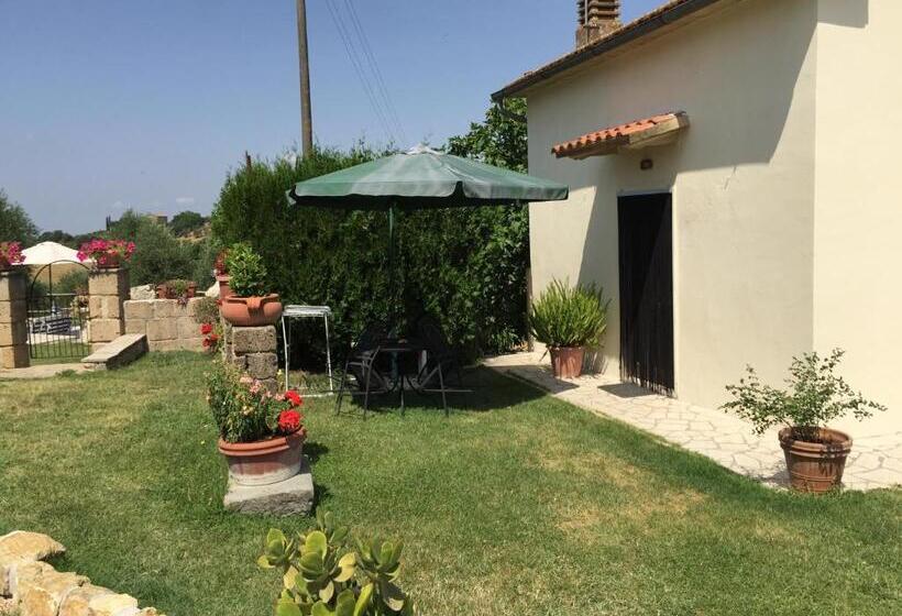 فندق ريفى Poggio Baroni Agriturismo