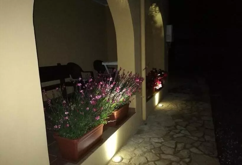 B&b Fiori Di Pesco