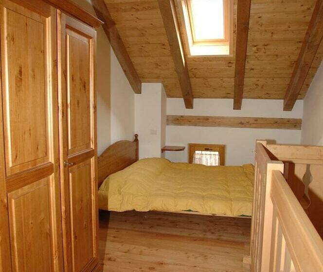 簡易ホテル Albergo Diffuso Valcellina E Val Vajont In Erto