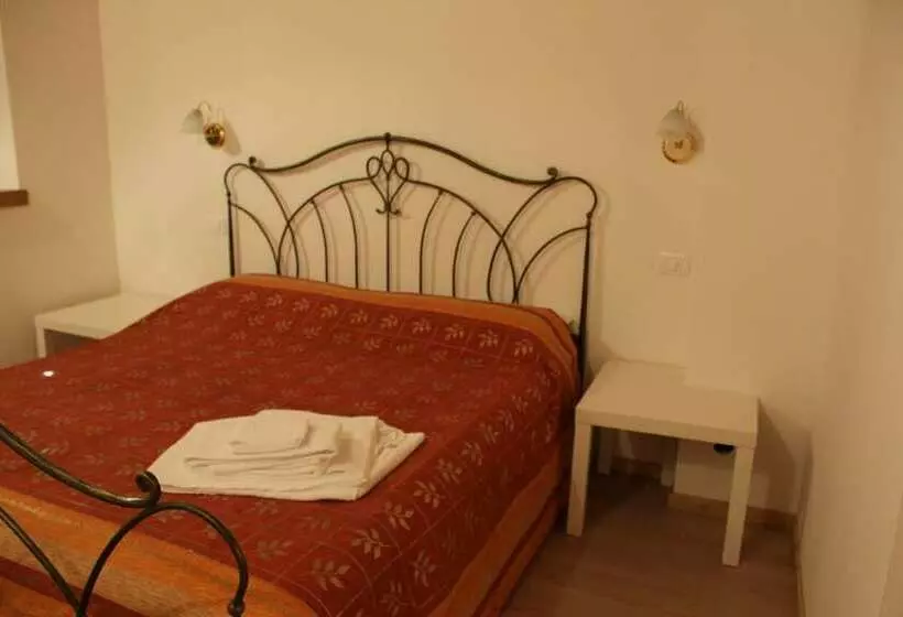 簡易ホテル Albergo Diffuso Valcellina E Val Vajont In Erto