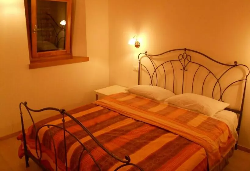 簡易ホテル Albergo Diffuso Valcellina E Val Vajont In Erto