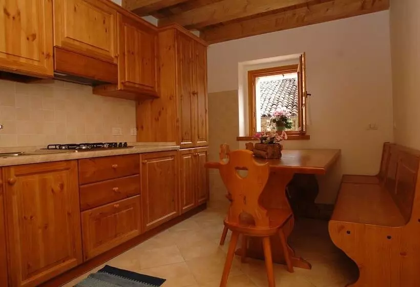 簡易ホテル Albergo Diffuso Valcellina E Val Vajont In Erto