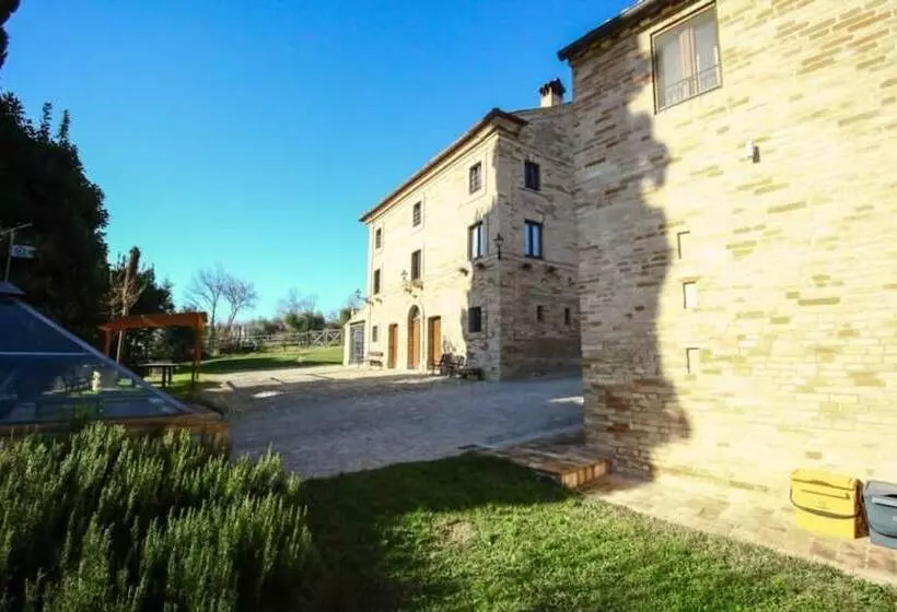 Maaseutuhotelli I Sassi Di San Giuseppe