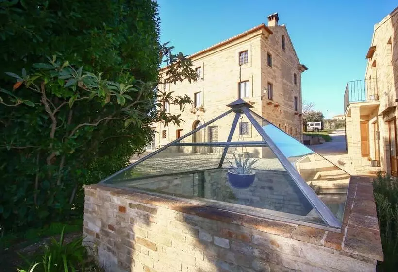 Maaseutuhotelli I Sassi Di San Giuseppe