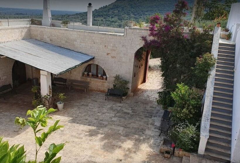 هتل روستایی Masseria Morrone