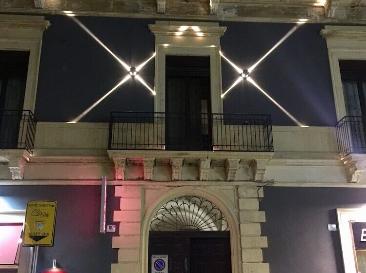 پانسیون Corte Dei Medici  Palace