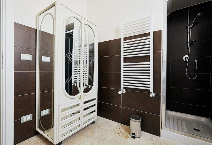 پانسیون Corte Dei Medici  Palace