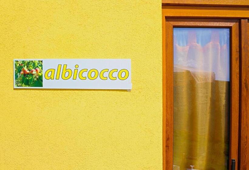 Agriturismo La Stradaccia