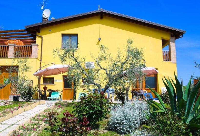 Agriturismo La Stradaccia