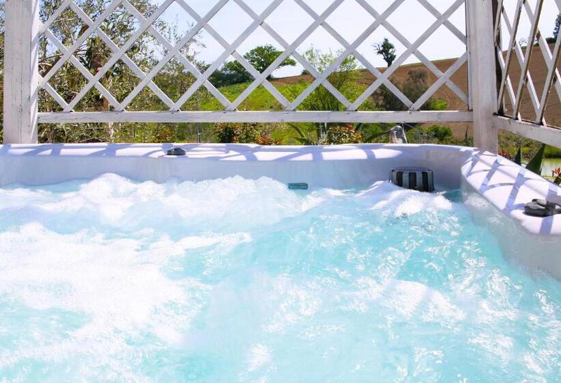 Agriturismo La Stradaccia