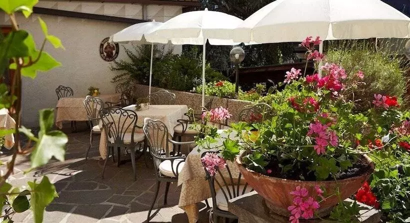 ホテル Mair Am Turm