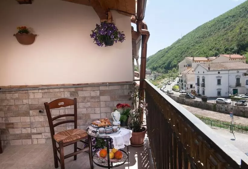 Aamiaismajoitus (B&B) La Stella Del Sud