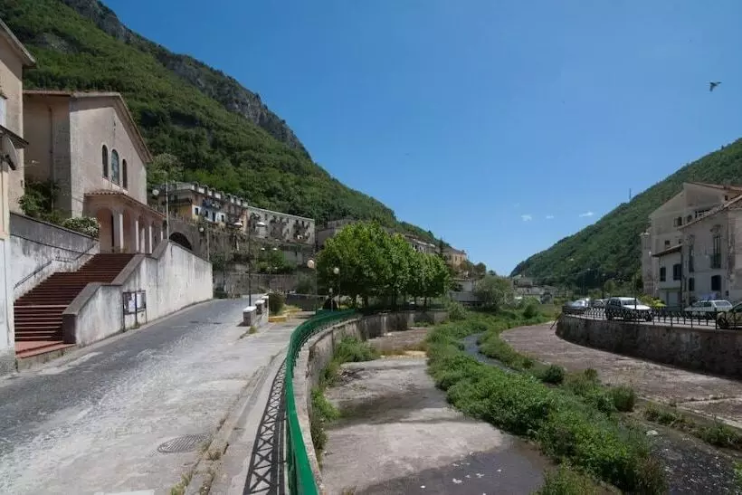 Aamiaismajoitus (B&B) La Stella Del Sud