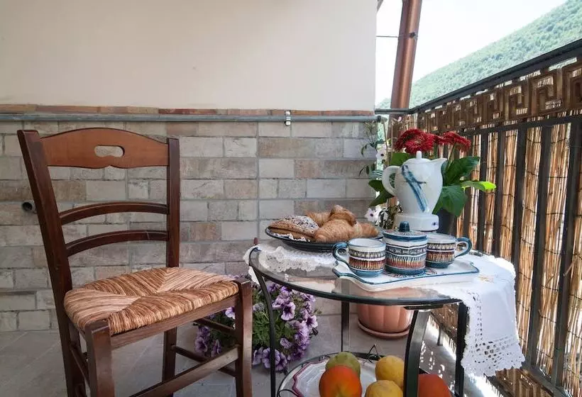 Aamiaismajoitus (B&B) La Stella Del Sud