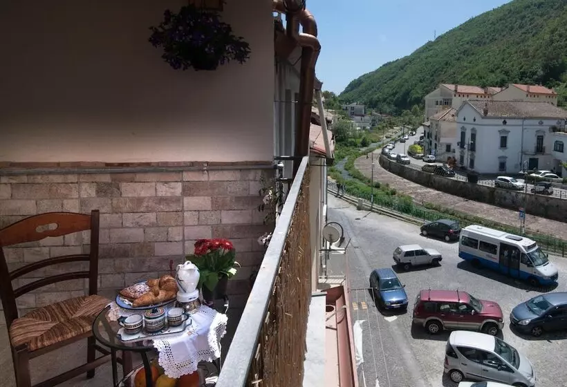 Aamiaismajoitus (B&B) La Stella Del Sud