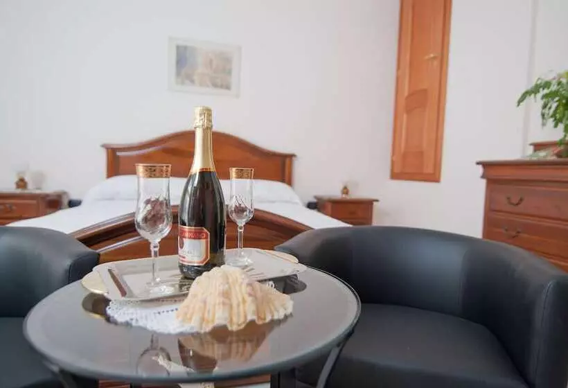 Aamiaismajoitus (B&B) La Stella Del Sud