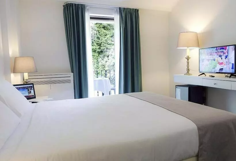 تختخواب و صبحانه Lake Maggiore Dependance