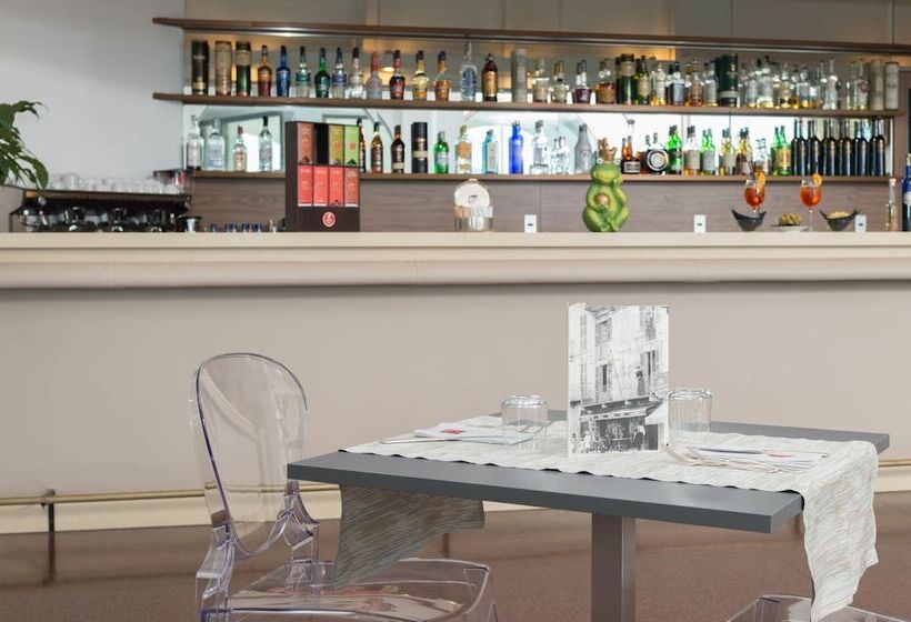 צימר Lake Maggiore Dependance