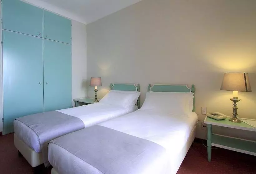 تختخواب و صبحانه Lake Maggiore Dependance