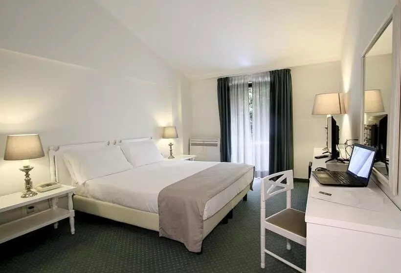 تختخواب و صبحانه Lake Maggiore Dependance