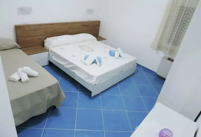 Aamiaismajoitus (B&B) Mediterraneo Rooms