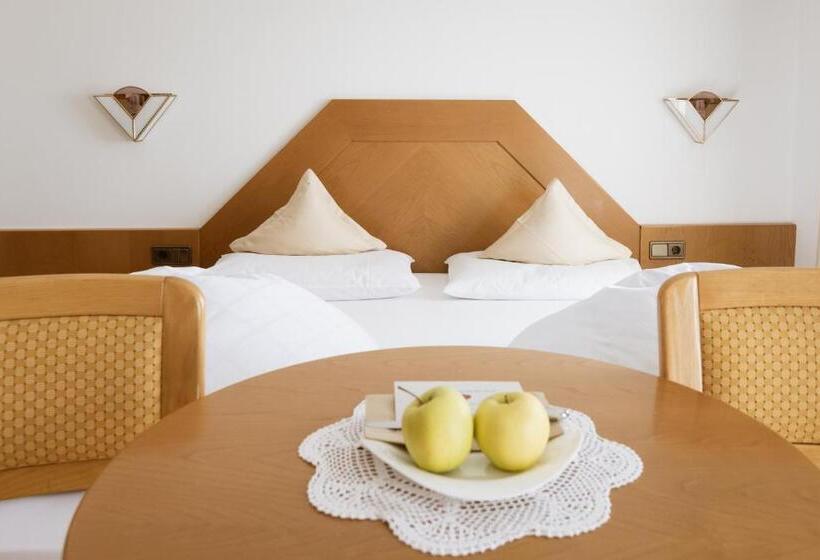 בית מלון כפרי Mair Am Turm