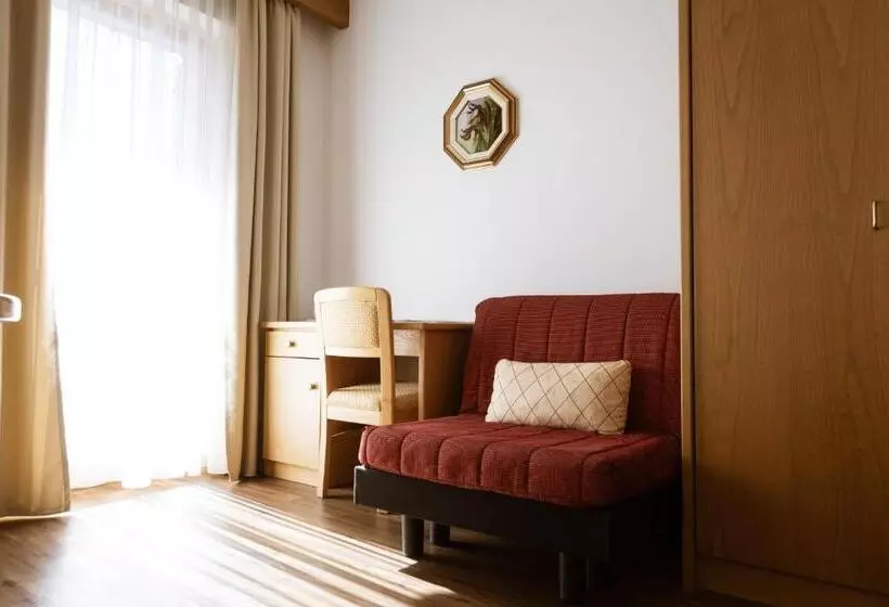 ホテル Mair Am Turm