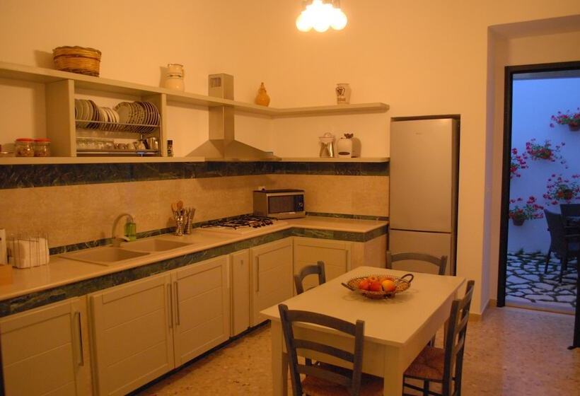 پانسیون Duende Del Sur