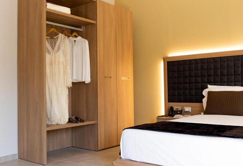 פנסיון San Vincenzo Resort