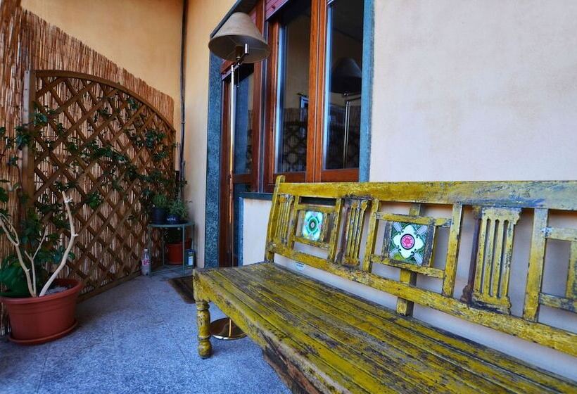 Waobab   We Are One B&b