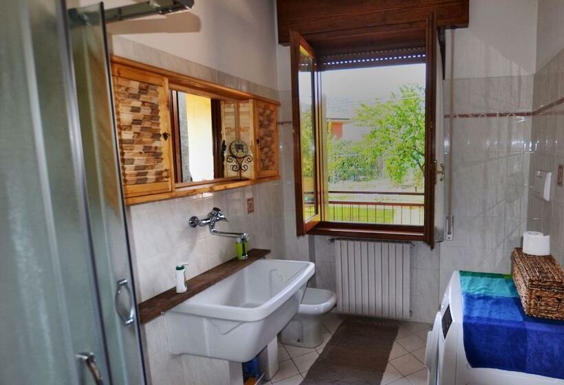 Waobab   We Are One B&b