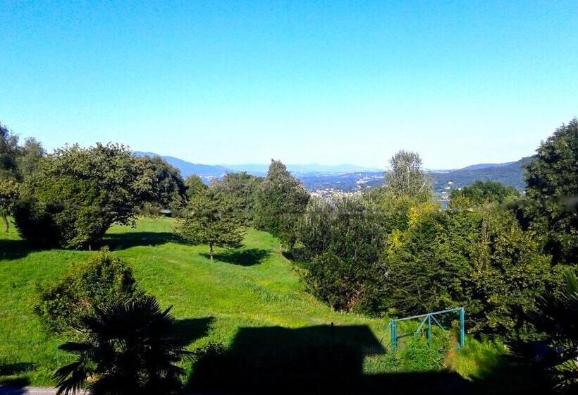 مبيت وإفطار Swanlake Rooms