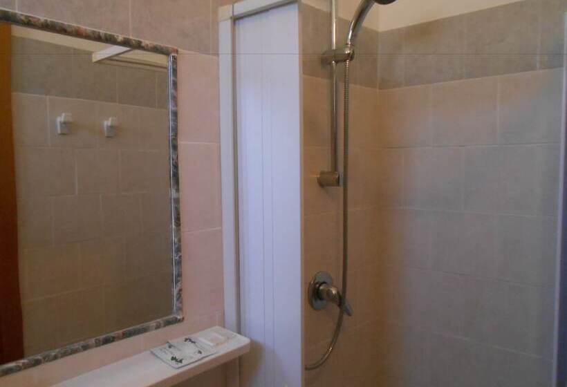 簡易ホテル Terrazzino